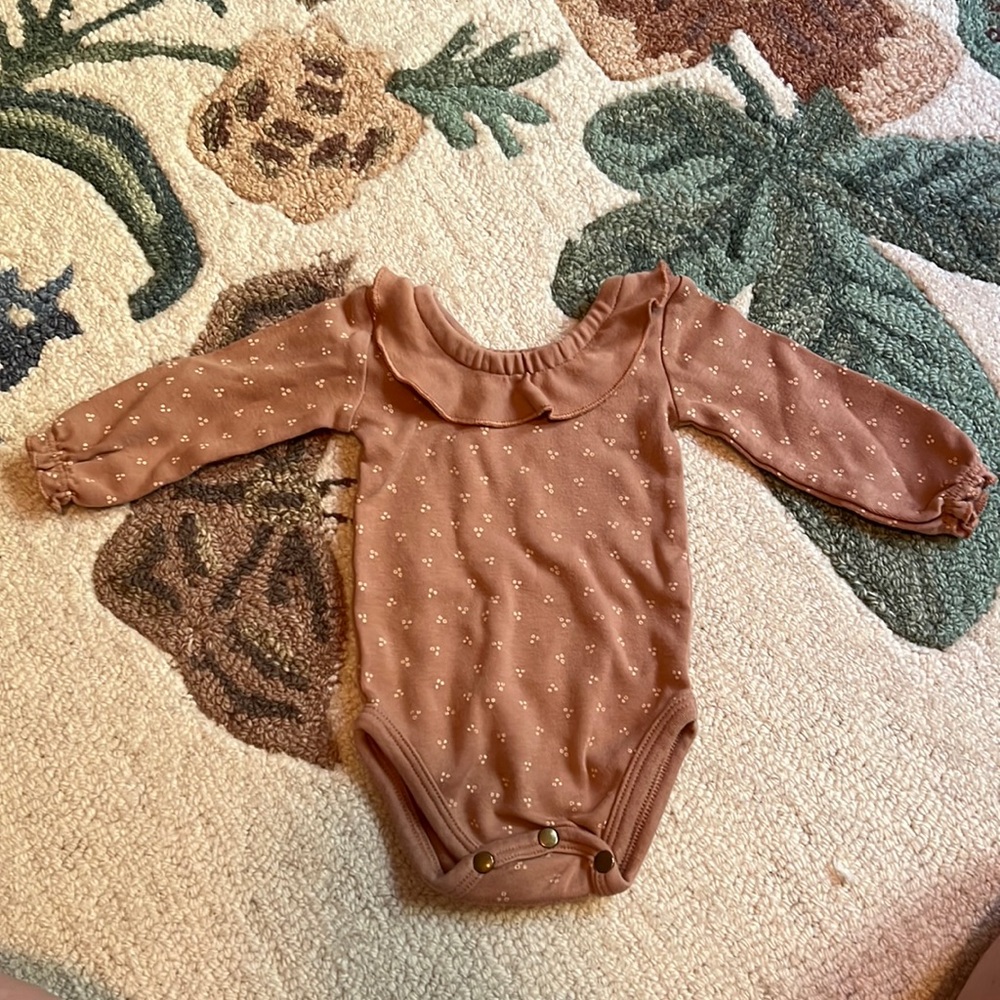 L’oved Baby onesie